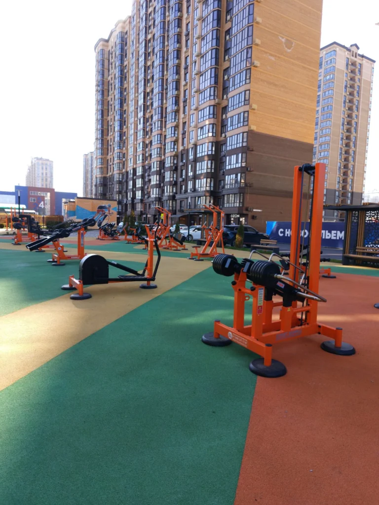 Реализованный объект Street Barbell — Тренажёрная площадка ЖК «Достояние»